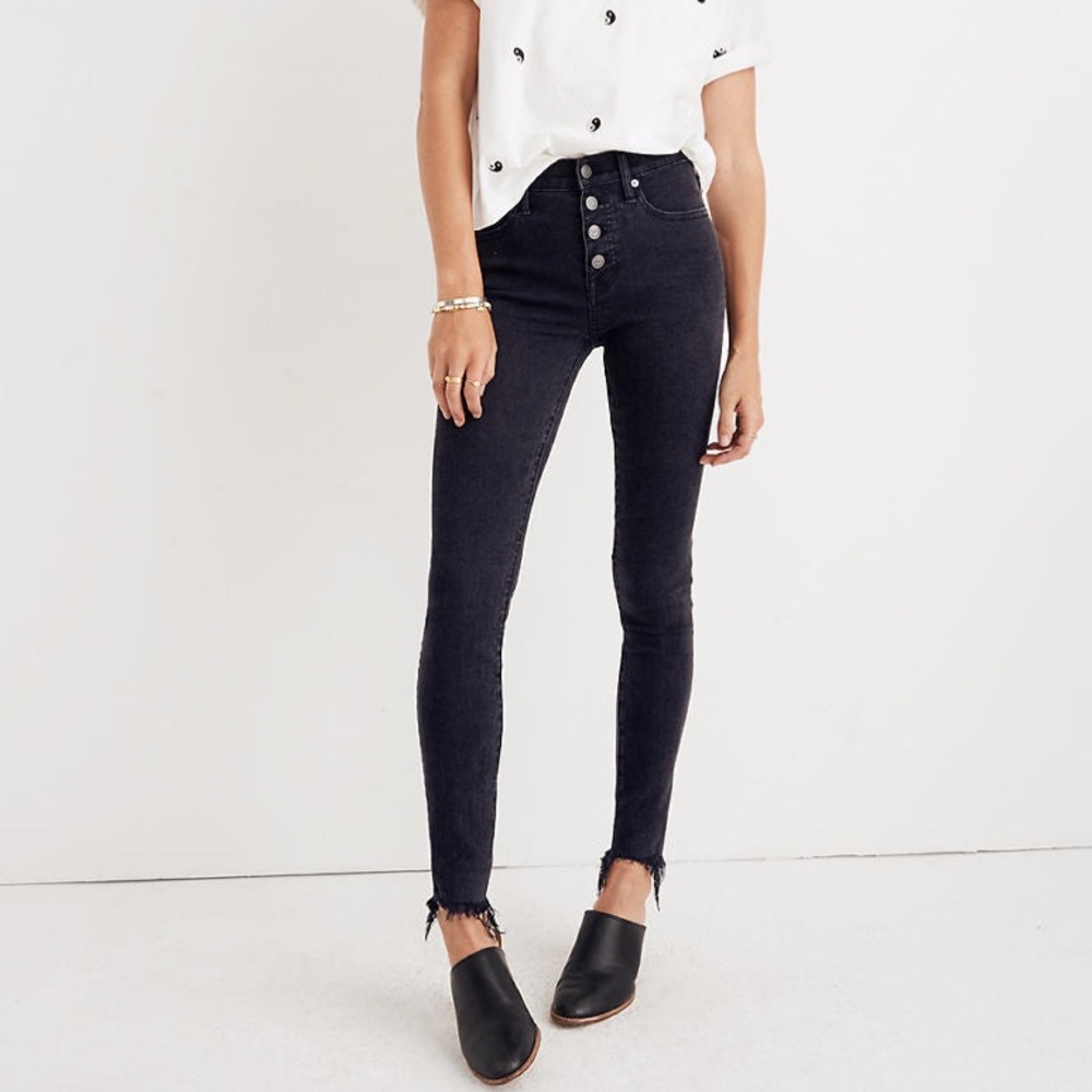 9” High-Rise Skinny Jeans in Berkeley Black